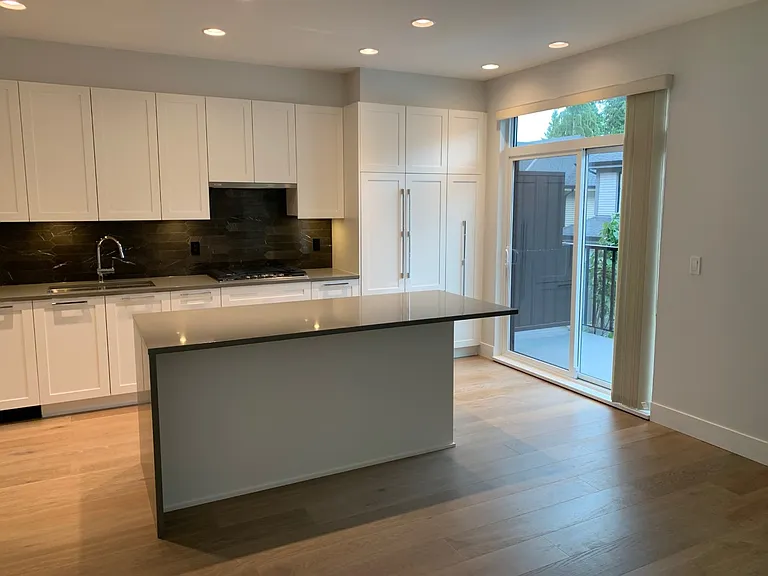 3306 Princeton Ave #4 — Photo 4