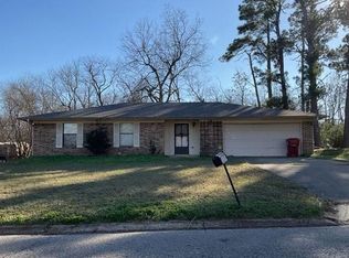 105 W Rutherford St, Mount Vernon, TX 75457