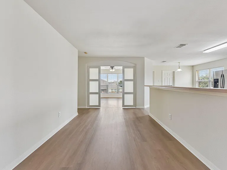 11809 Dunfries Ln — Photo 19