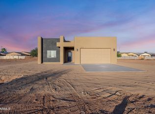 21820 W White Pine Dr, Wittmann, AZ 85361