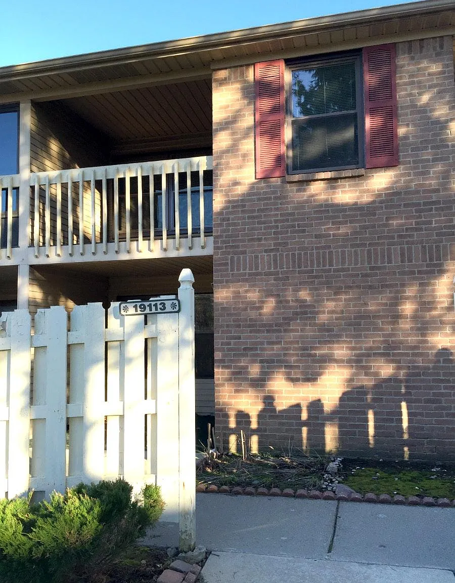 2 bed, 1229 sqft, $1,650 — Photo 1