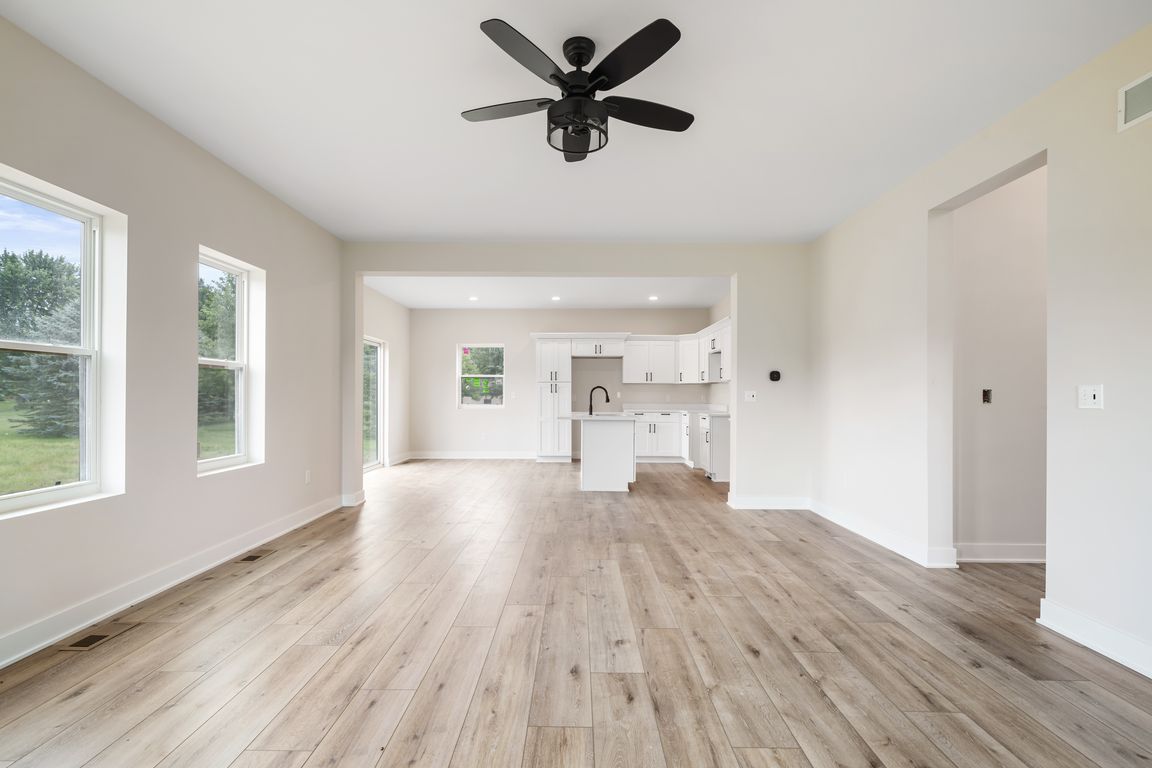 next background image