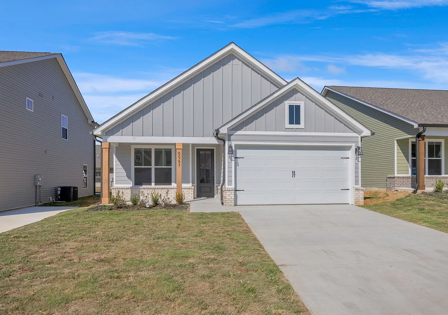 $1k Move-In Special New Design 2-Bedroom Orchid At James Creek — Photo 1