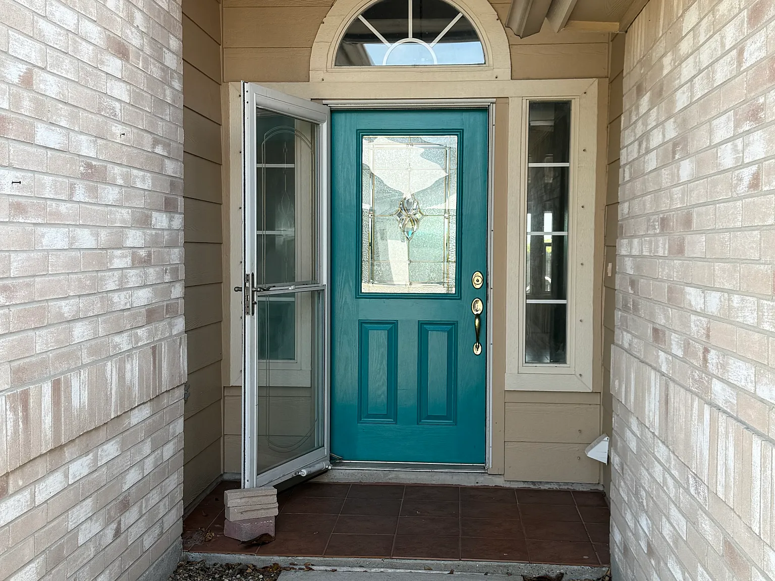 4 bed, 1845 sqft, $2,850 — Photo 3