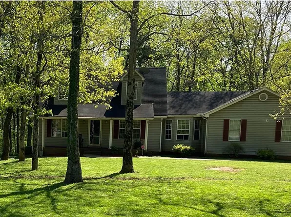 6519 Burnt Knob Rd, Murfreesboro, TN 37129