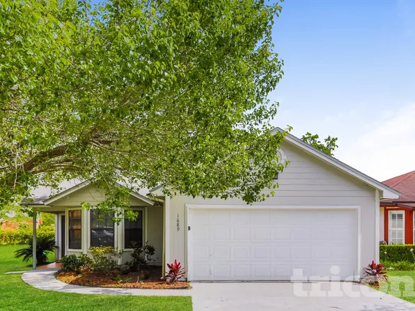1689 Ashwood Cir, Middleburg, FL 32068