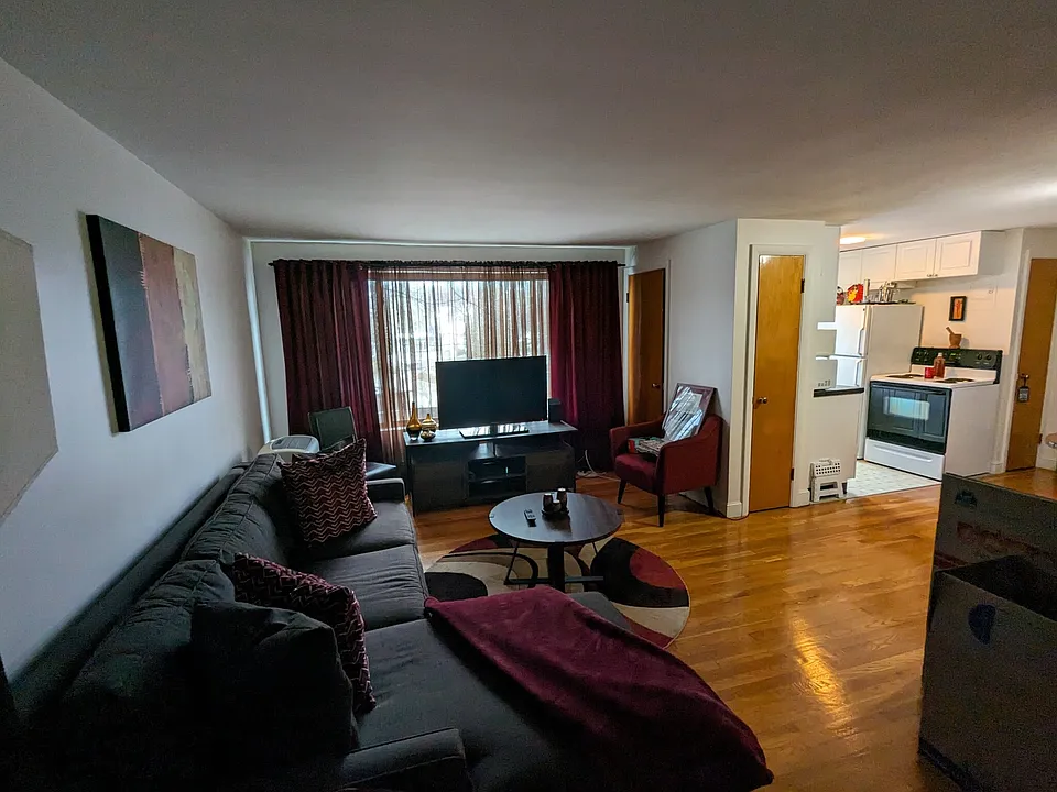 191 W Wyoming Ave #10