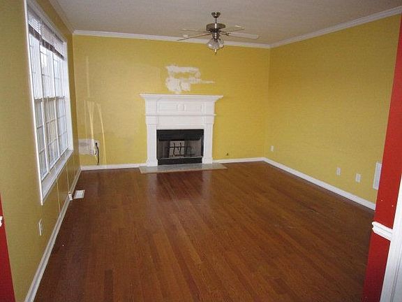 2nd image of 1211 Fountain Head Ct