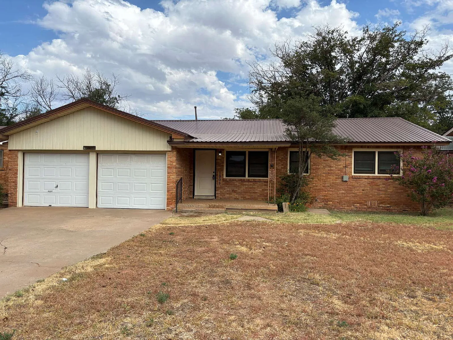 3 bed, 2.0 bath, 1338 sqft, $1,450 — Photo 1