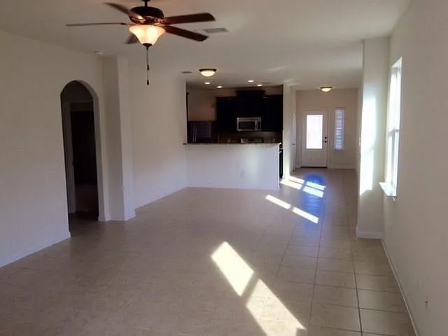 1532 Treeta Trl — Photo 2