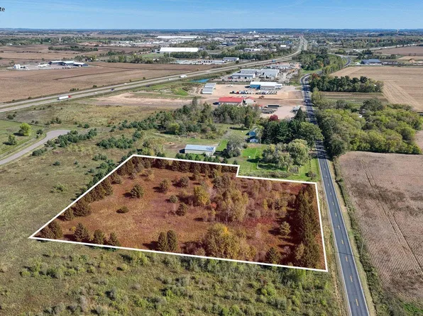 8460 Partridge Rd, Eau Claire, WI 54703