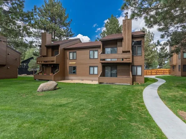 2 Arrowhead Dr #44, Mammoth Lakes, CA 93546
