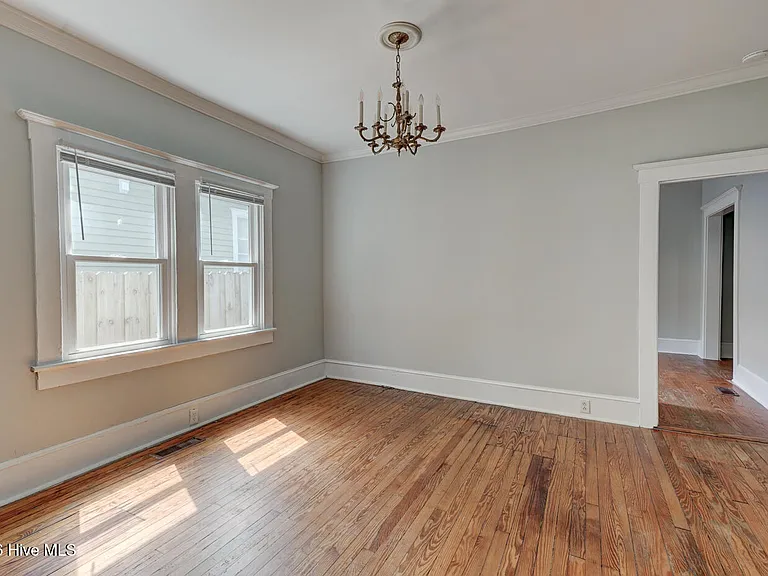 1510 Orange St — Photo 10