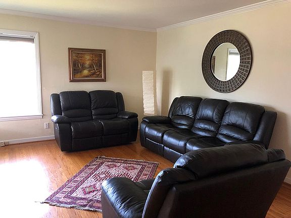 3rd image of 1074 Marcussen Dr