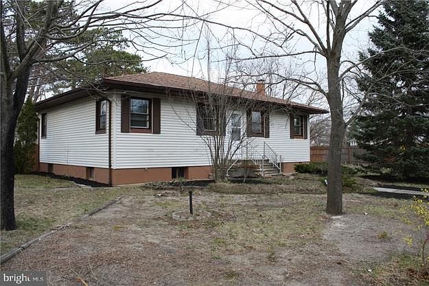 1st image of 1101 7th Ave