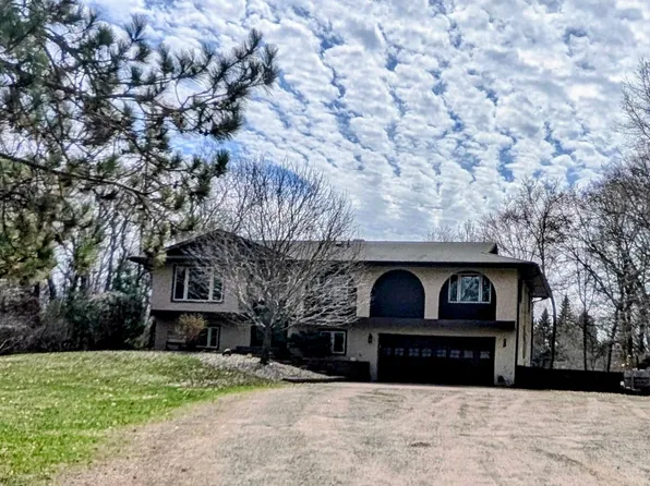 8788 288th Ln NE, North Branch, MN 55056