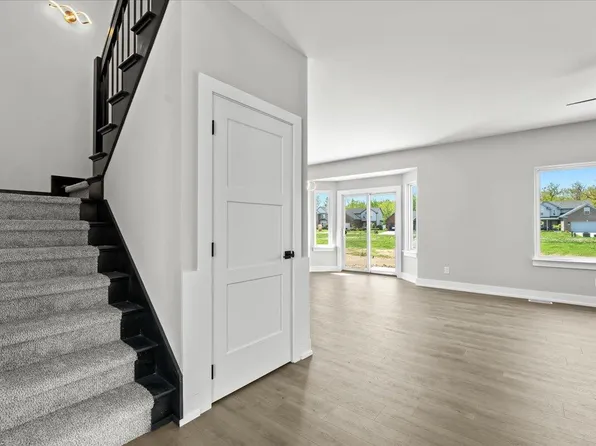 36135 Parkdale St #5, Livonia, MI 48150