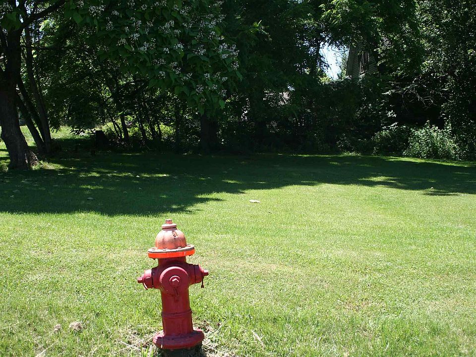 1st image of 2602 W Beverley St