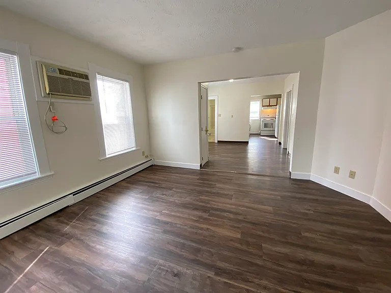 133 2nd St #2S — Photo 12