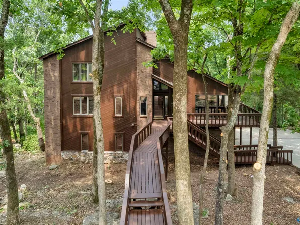 1522 Chandler Rd SE, Huntsville, AL 35801