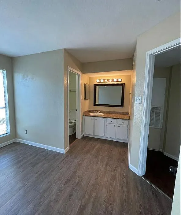 1 bed, 792 sqft, $930 — Photo 3