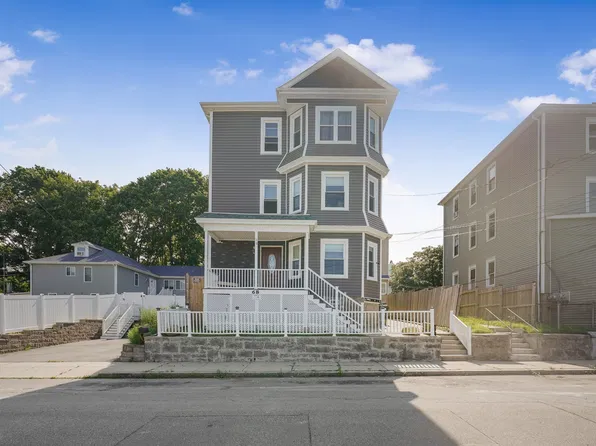 68 Liberty St, Fall River, MA 02724