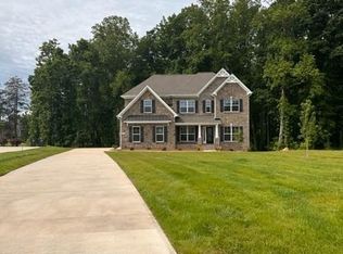 8517 Julina Dr #7, Oak Ridge, NC 27310