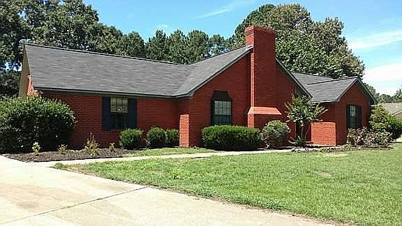 Easy to maintain yard!