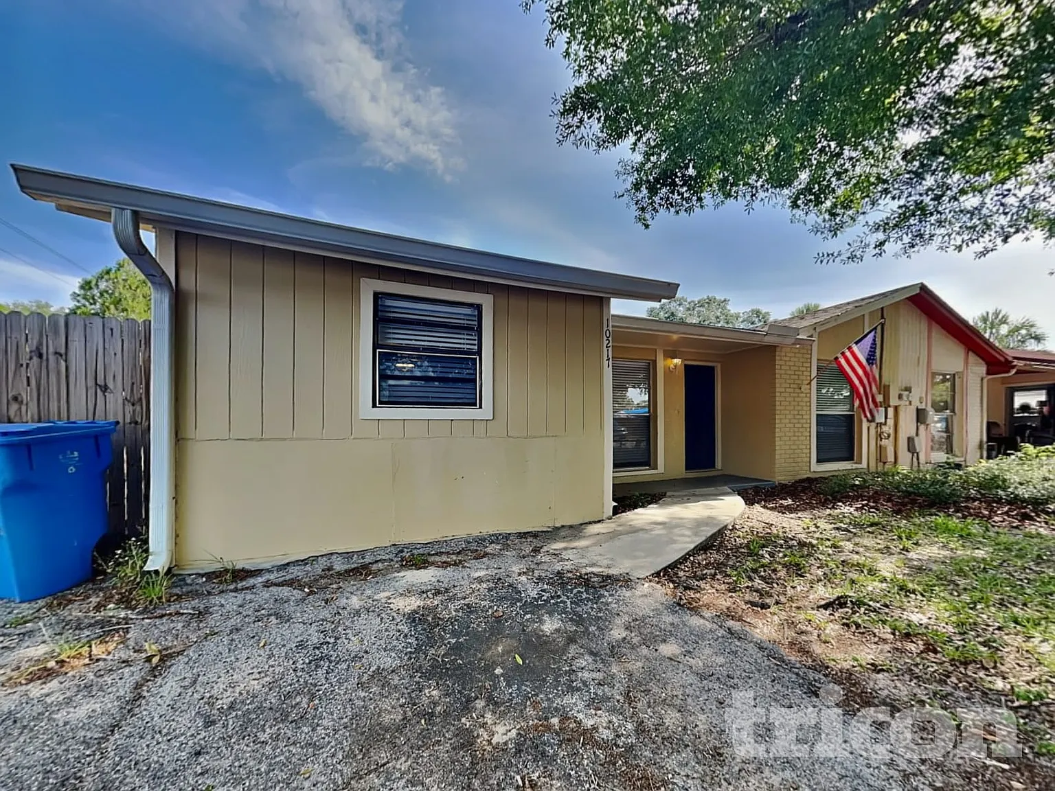 10217 Carriage Glen Court Tampa FL — Photo 1