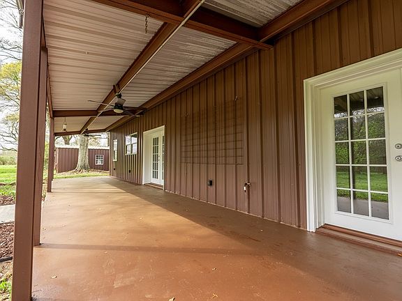 2nd image of 32 Pinetucky Rd