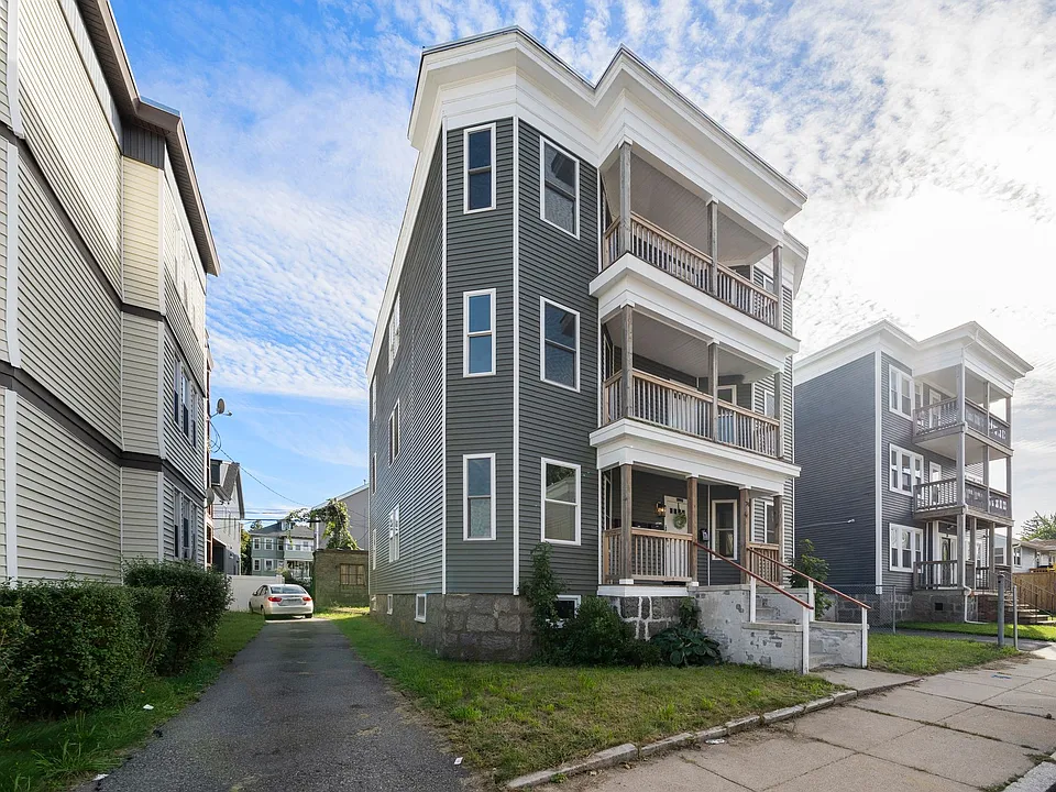 74 Mora St #3