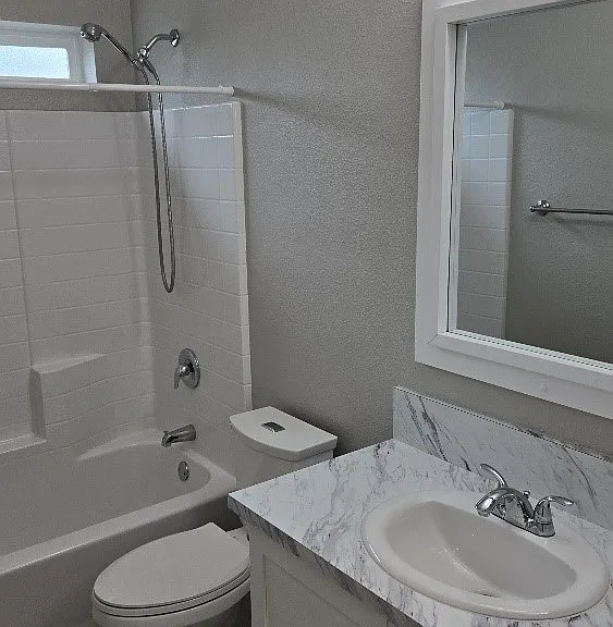 1361 Shadowglen Way — Photo 11