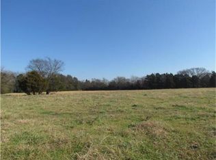 8411 Sims Rd, Christiana, TN 37037