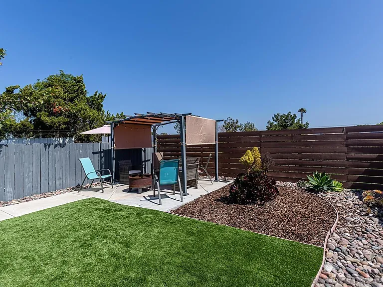 4793 Jutland Dr — Photo 17