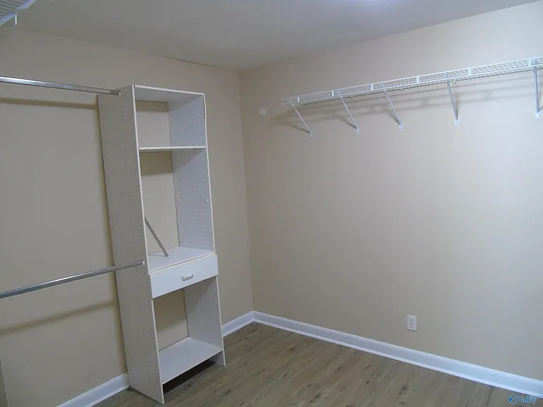 2504 Maysville Cir NE — Photo 14