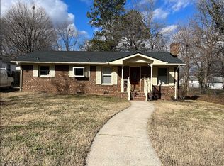 619 Everett St, Burlington, NC 27215