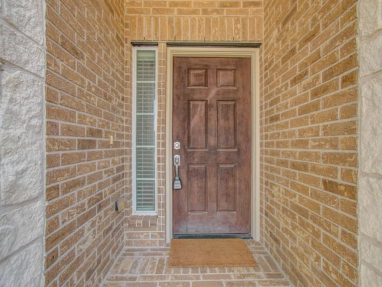 7142 Breton Bay Pass — Photo 6