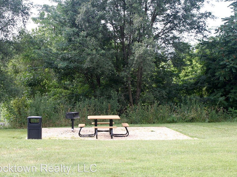 2nd image of 486 Pheasant Run Cir #9603206