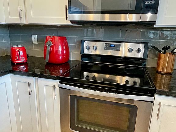 4th image of 1310 E Dunbar Dr