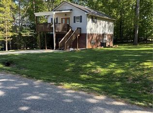 103 Robinhood Rd, Lexington, NC 27292