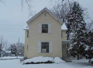 481 Church St, West Chicago, IL 60185