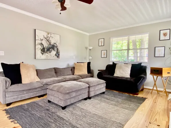 7900 Elderberry Cir, North Charleston, SC 29418