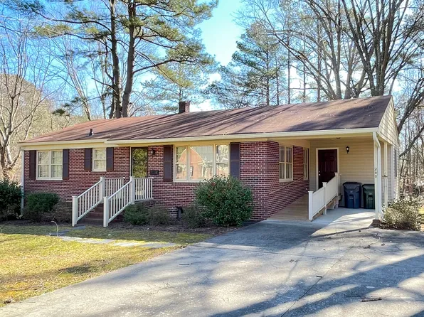 200 N Thomas St, South Hill, VA 23970