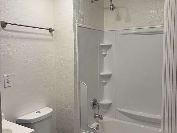 4th image of 845 N 2nd Ave #1F