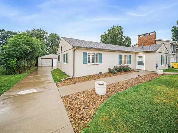 520 NE 12th St, Abilene, KS 67410