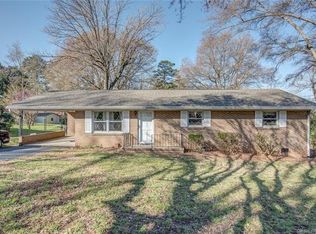 111 Forest Dr, Belmont, NC 28012