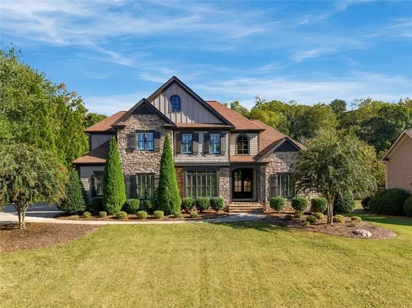 427 Waterford Dr, Cartersville, GA 30120
