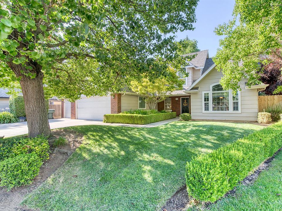 1st image of 2344 E Chennault Ave