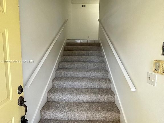 3rd image of 2520 SE 19th Pl #2520