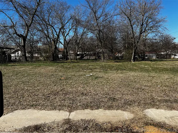 711 E Main St, Ardmore, OK 73401